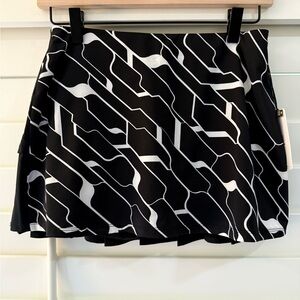 TAIL Black and White Athletic Mini Skort